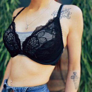 90s Vintage Lace Bra 🤘🏻🌵
